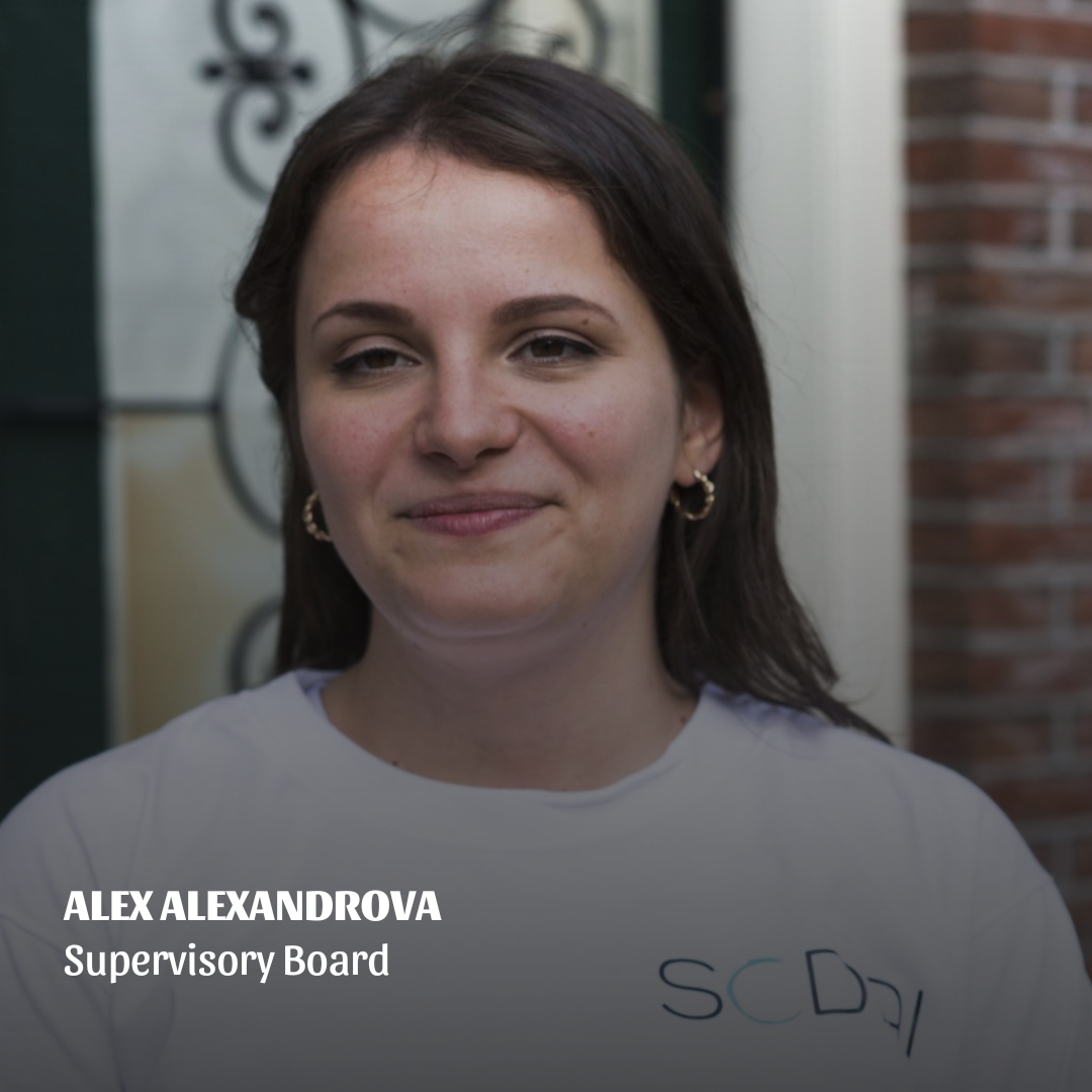 Alex Alexandrova (she/her)